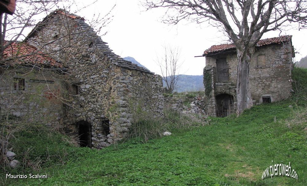 12 I ruderi di Prato Giugno.JPG